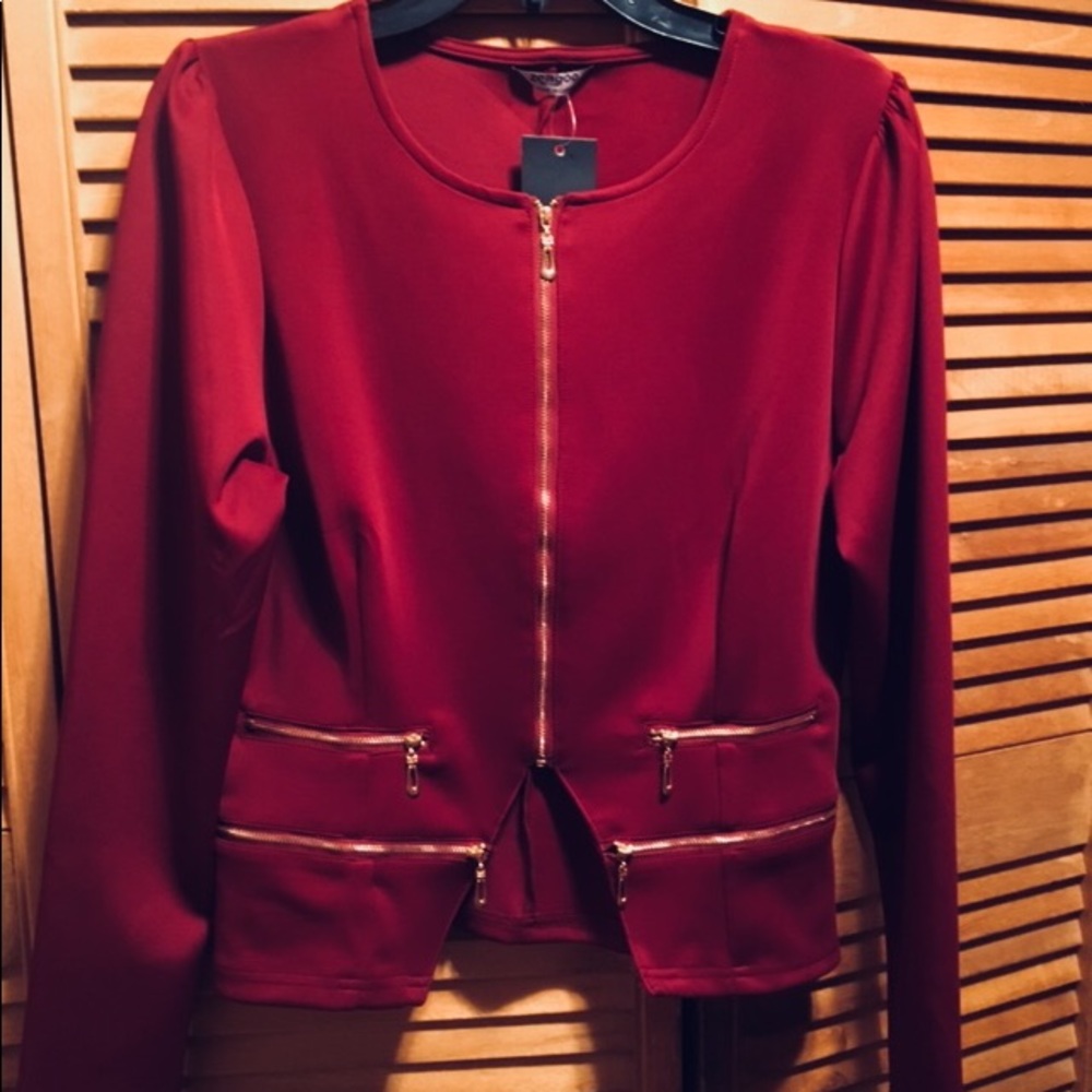 Zeagoo Maroon Top